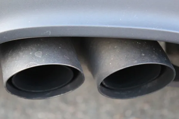 Rubrik_Verkehr_Autoabgase_c._pixabay